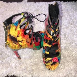 WORN ONCE, Steve Madden Floral heels